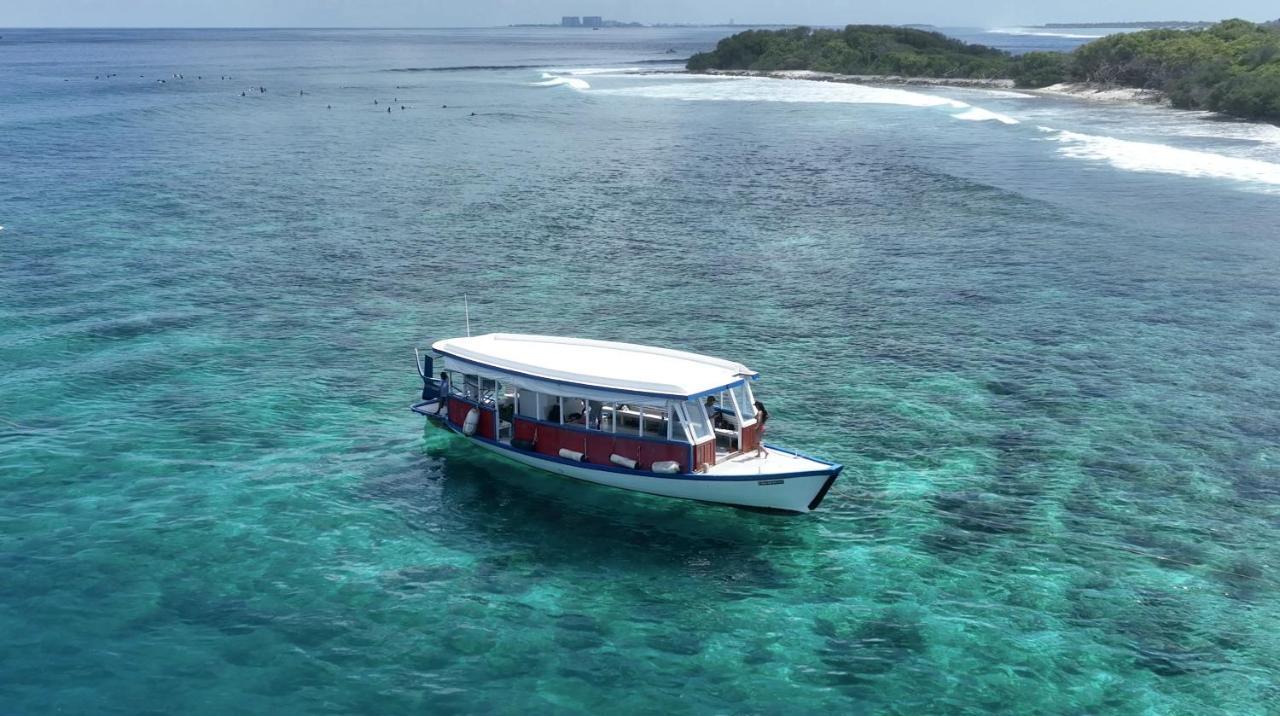 Surf Yoga Camp Hotell Thulusdhoo Eksteriør bilde