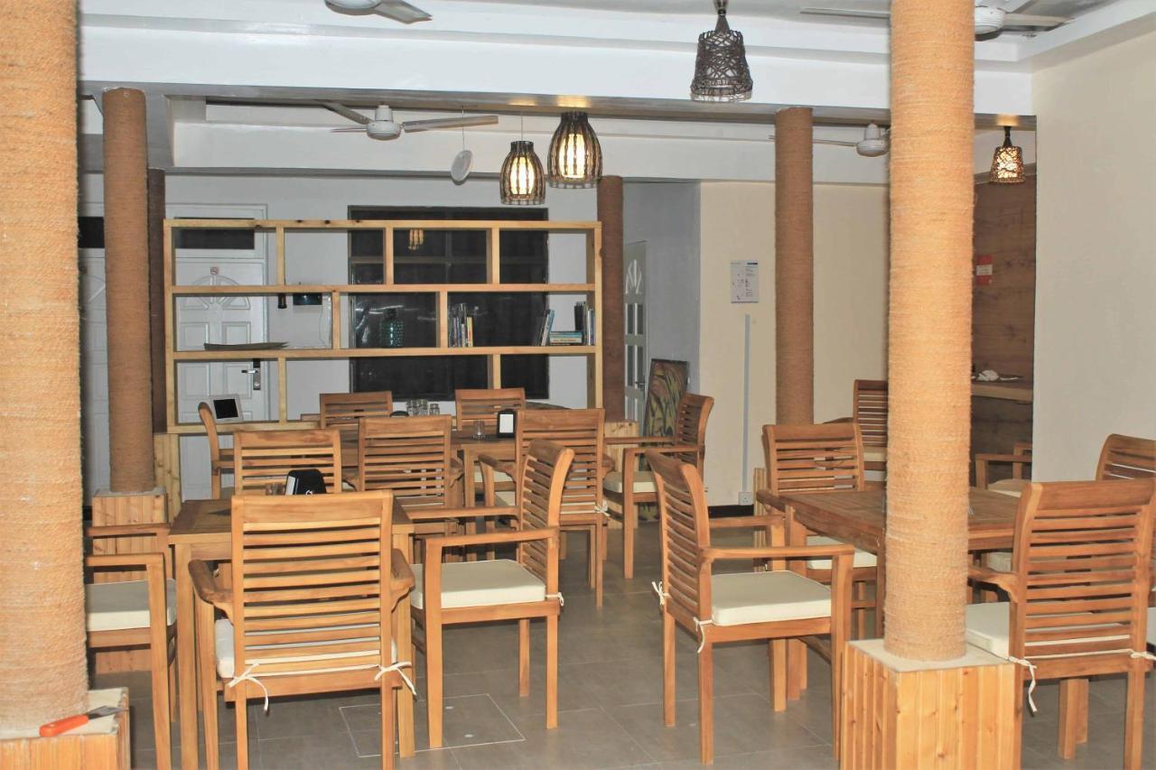 Surf Yoga Camp Hotell Thulusdhoo Eksteriør bilde